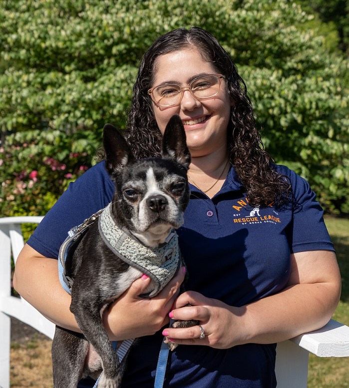 Get to know our staff: Meet Deanna, Pet Help Center Supervisor Get to know our staff: Meet Deanna, Pet Help Center Supervisor